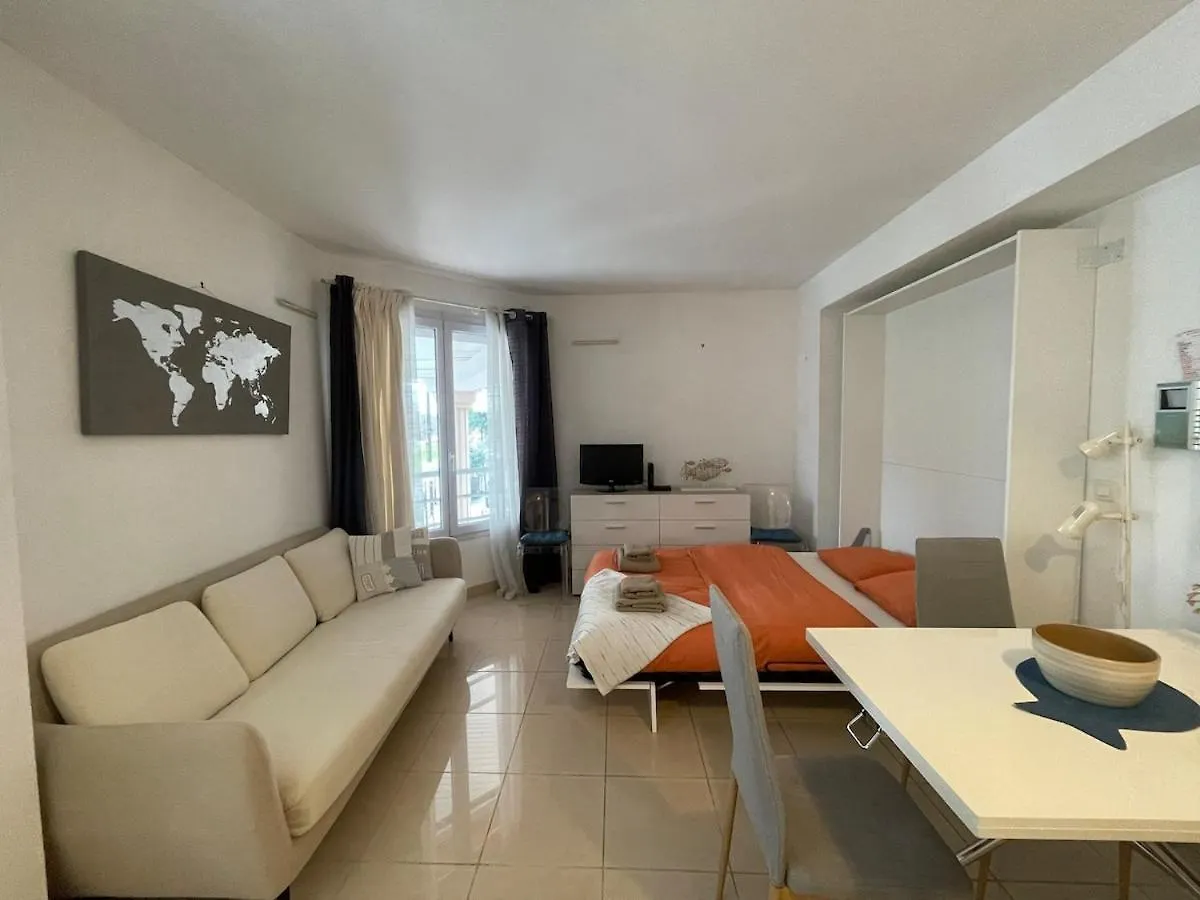 Perfect Studio Nice Beach Airport Apartment